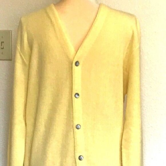 VINTAGE LONDON FOG YELLOW V MEN SWEATER SIZE M - Picture 3 of 7